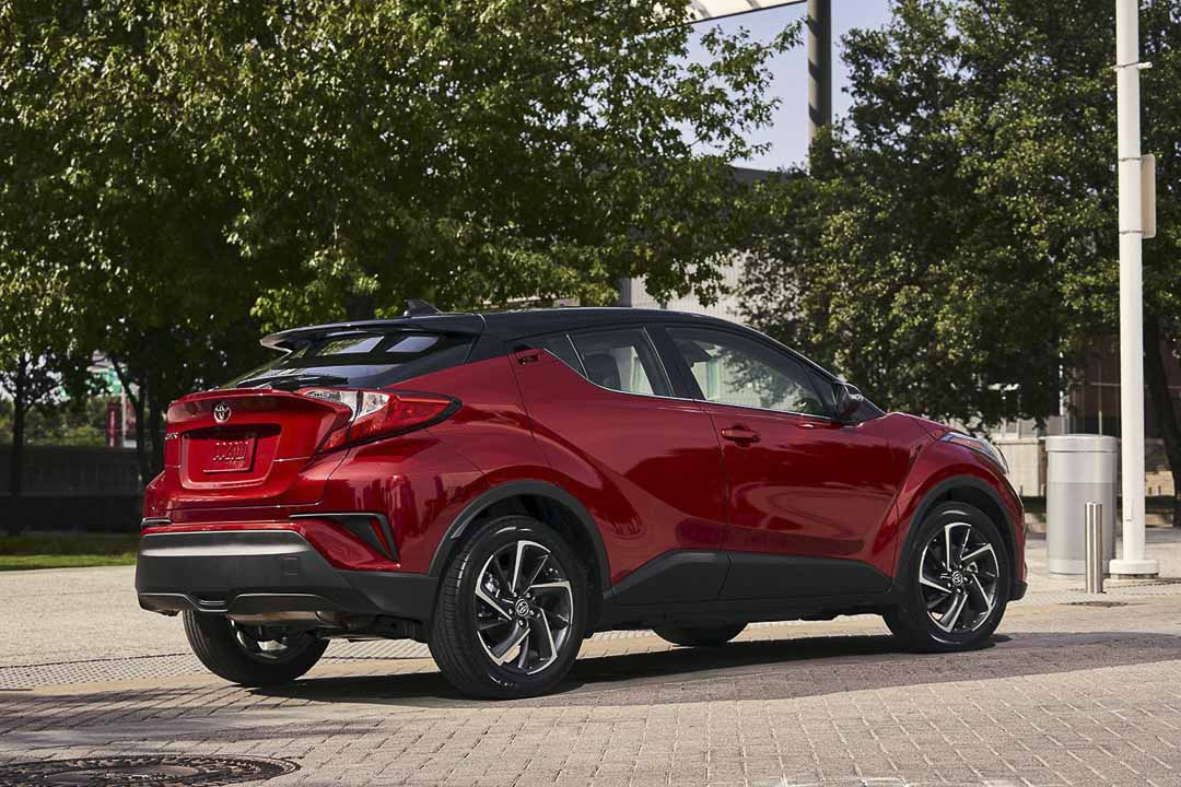 lateral rear view of the 2021 Toyota C-HR