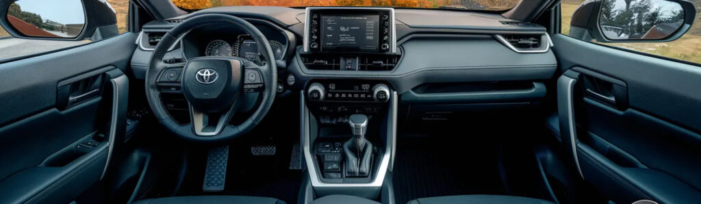 Sherbrooke toyota blog decembre RAV4 2025 image3 1024x298